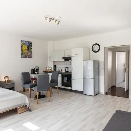 Am Fernsehturm דירה