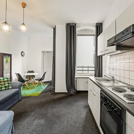 Am Fernsehturm * ברלין